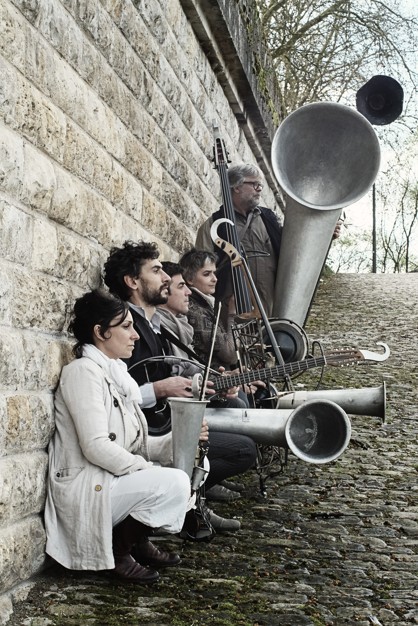 Fête de clôture : VibratO - Arts de la rue par la Fausse Compagnie